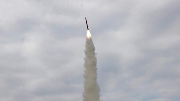 Yonhap: КНДР запустила неопознанный снаряд в сторону Японского моря