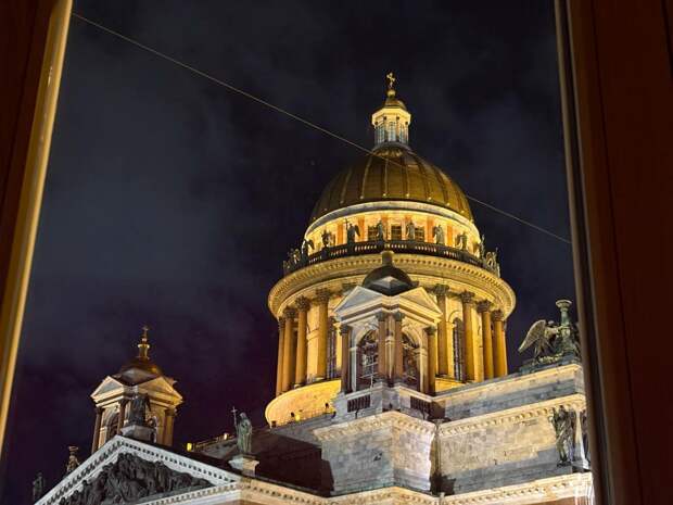 Петербург вошел в топ регионов РФ для путешествий на День защитника Отечества