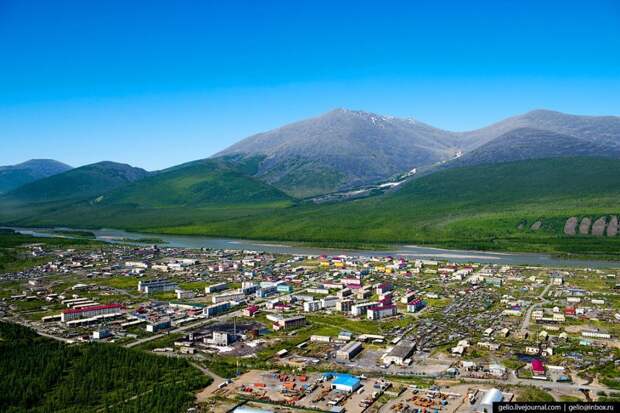 Якутский посёлок Усть-Нера: летний вид на полюс холода Усть-Нера, фоторепортаж, якутия