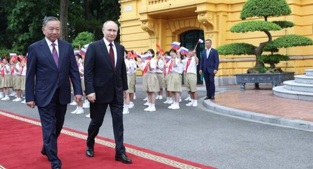 Назло деду Байдену. Поездка Путина во Вьетнам заставила Запад взвыть