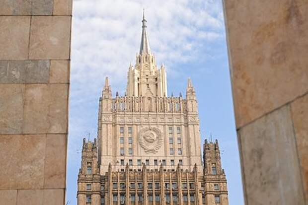 МИД России заявил о готовящемся вмешательстве ЕС в выборы в Армении