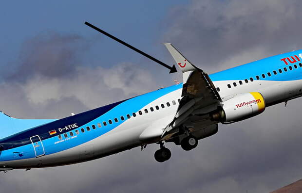 Boeing 737 - самый массовый пассажирский самолёт за всю историю пассажирского авиастроения.