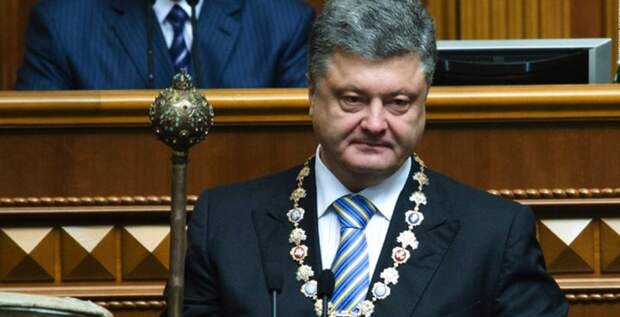 Порошенко подписал указ о введении военного положения. Политика, Украина, Порошенко, Царь украинский, Выборов не будет