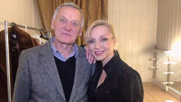 Орбакайте показала редкое фото с отцом в его 81-летие — куда бодрее Пугачевой