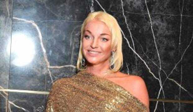 «Совмещают секс и хайп»: что связывает Волочкову с новым ухажером