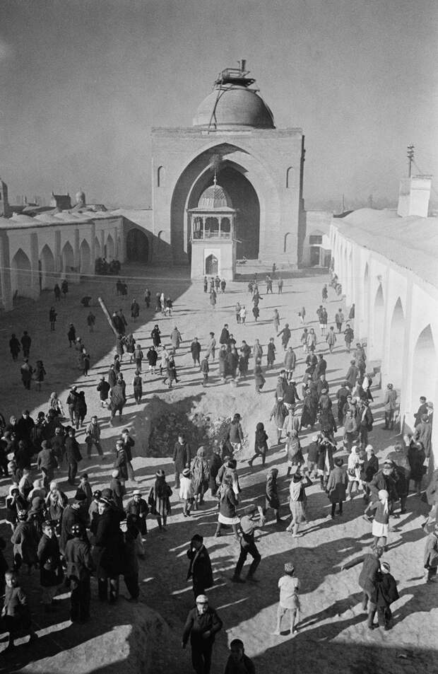 Узбекистан. Школа в мечете