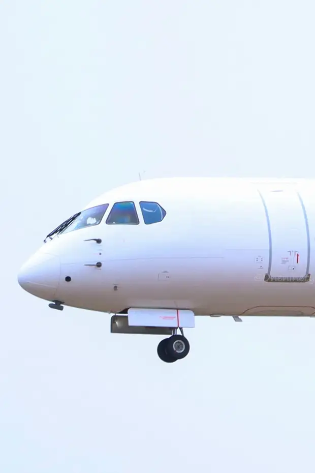 Прототип нового самолёта МА700 совершил первый полёт