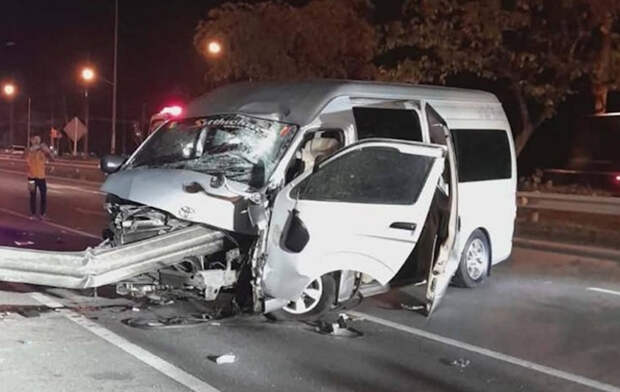 Автобус с российскими туристами разбился на Пхукете – есть пострадавшие