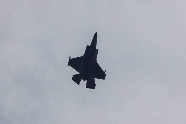 КСИР заявил об уничтожении второго американского истребителя