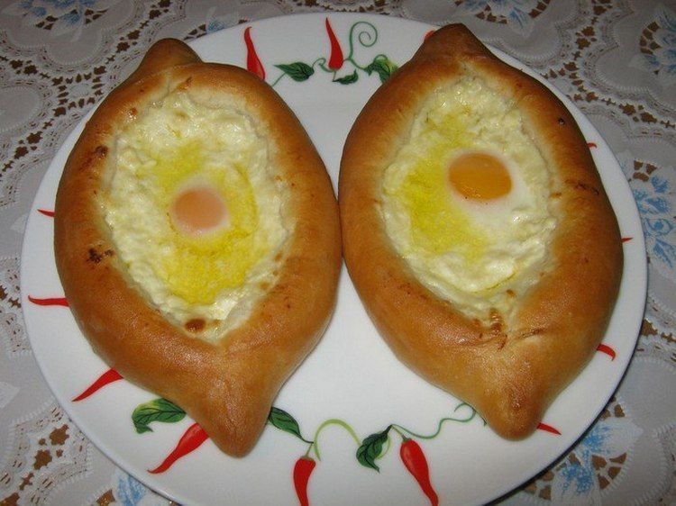 Хачапури по-аджарски