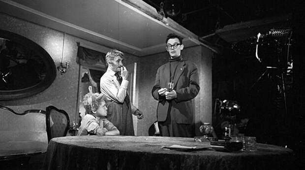 Леонид Гайдай на съемках комедии по мотивам новелл О'Генри «Деловые люди», 1962 год актеры, роли, фильмы