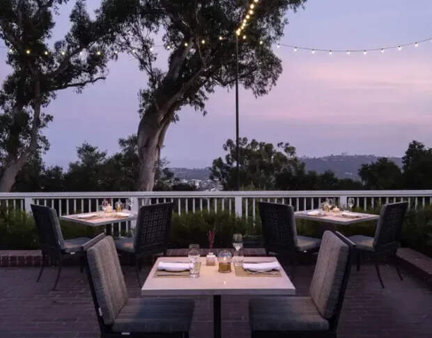 Отель El Encanto