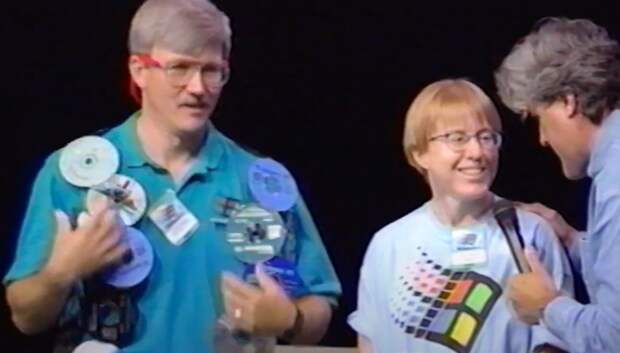 Footage Of Jay Leno Hosting A Windows 95 Launch Event Is A Hilariously Dated Blast From The Past