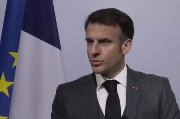 Макрон рассказал о разговоре с Трампом и Зеленским