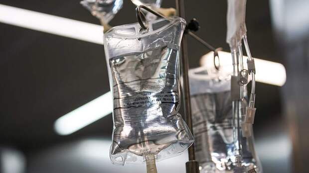 Несовершеннолетняя девушка пострадала при наезде автомобиля в Санкт-Петербурге