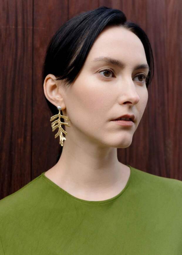 Джекеты «Семена и Цинерария», Shu Sha, 17 000 руб. (shusha-jewellery.ru)