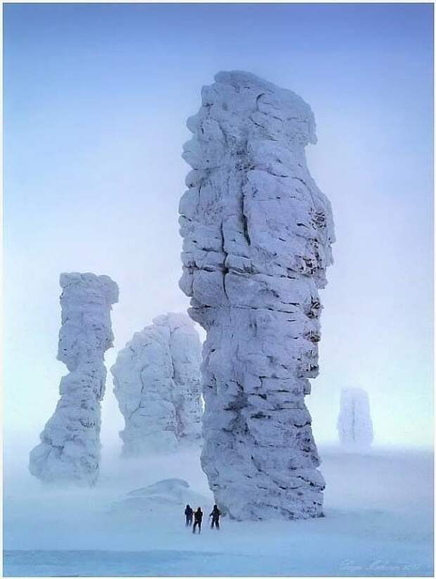 Столбы выветривания на плато Маньпупунёр — Россия интеренсое, планета земля, туризм
