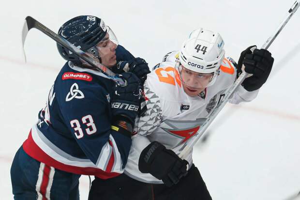 «Нефтехимик» сразится с «Авангардом» в четвертом матче плей-офф