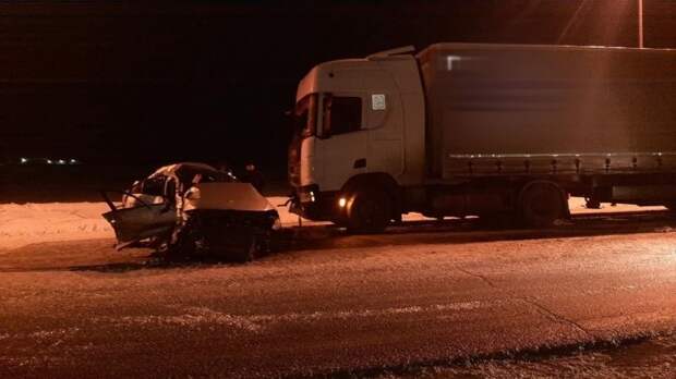 Авария дня. Двое молодых людей погибли на трассе в Удмуртии