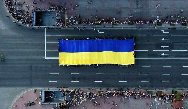Своих забот хватает: политолог Лебедев о безразличии Евросоюза к проблемам Украины