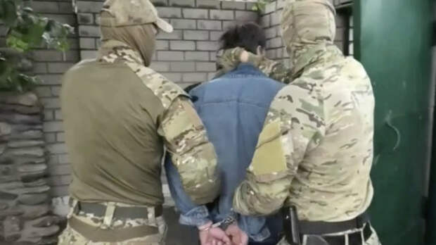 В Барнауле местный заукраинец отравил воду, предназначенную для российских военнослужащих