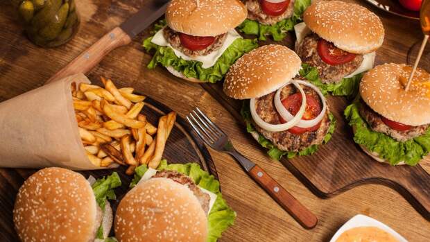 A&D: Концентрация внимания снижается даже при редком потреблении фастфуда