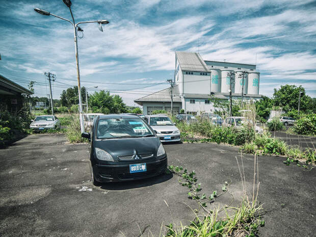 Фотограф пробрался в радиоактивный город-призрак в Фукусиме