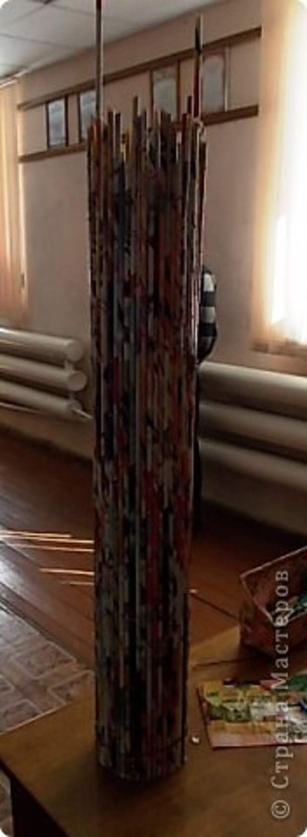 Мастер-класс Поделка изделие Плетение Бамбуковая ваза из газетных трубок Бумага газетная фото 13