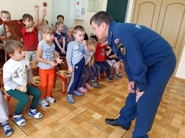 Урок безопасности в детском саду «Золотой ключик» . Фото: МЧС