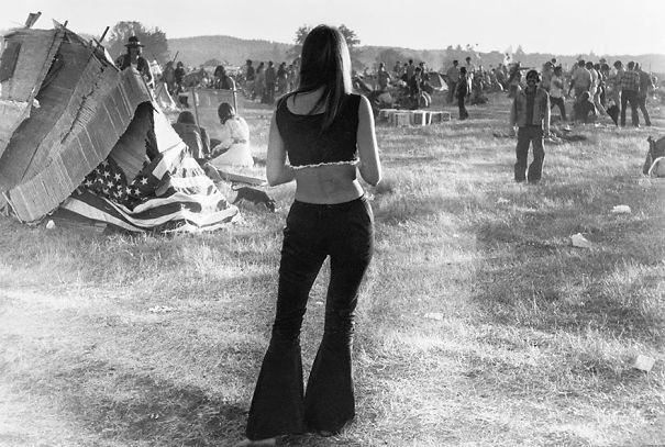 Фотографии девушек с фестиваля "Вудсток" 1969 года дают понять, откуда взялась мода наших дней Фотографии девушек с фестиваля "Вудсток" 1969 года дают понять, откуда взялась мода наших дней вудсток, мода, хиппи, шестидесятые