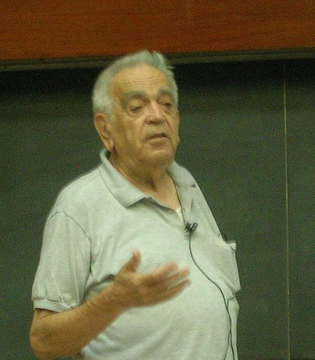 Амос Захави, великий израильский эволюционист, орнитолог, создатель местного общества охраны природы