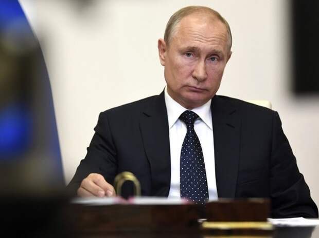 Путин идет по минному полю коронавируса Путин идет по минному полю коронавируса