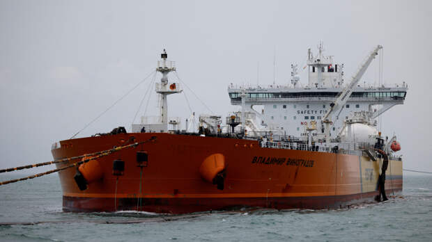 Ормуз закрыт — Россия в игре: Индия возвращается к закупкам нефти, несмотря на санкции США