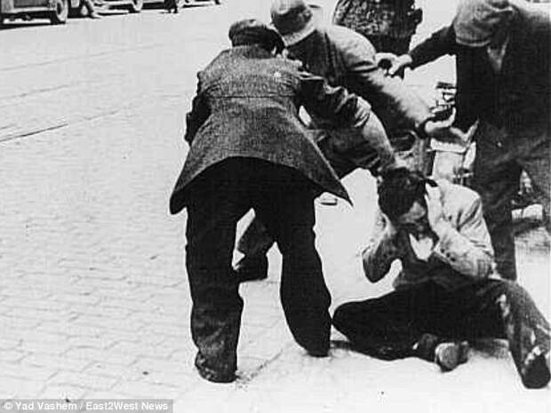 Британская Daily Mail выпустила статью о том, как бандеровцы убивали евреев