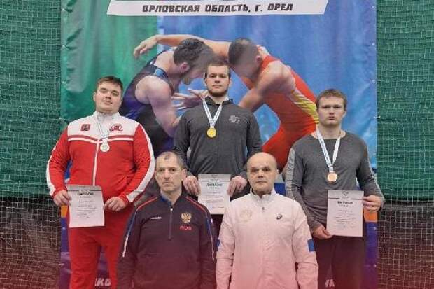 Тамбовчанин стал лучшим на первенстве России по греко-римской борьбе