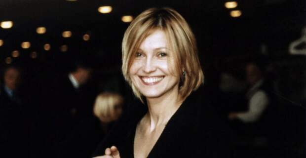 Тайны позднего счастья: Ингеборга Дапкунайте родила сына в 54 года, но «начинает жизнь с чистого листа» вдали от былой славы