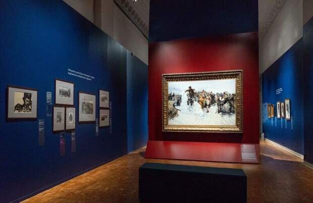Русский музей побил свой рекорд посещаемости благодаря выставке Сурикова