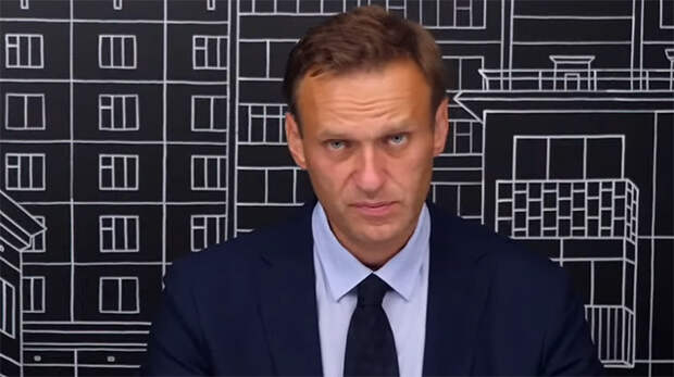 Еще немного про тупых шведов. У них страна в ж*пе, а они за Навального топят...