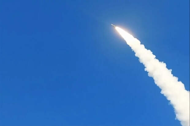 Подвиг за 40 секунд: бойцы РФ сбили F-16 ВСУ смелым маневром