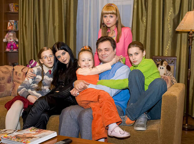 _I3sN3fxacO-N7cI6UKWABdax06LHGLsCdJuMOID1F28XEpJ5s-AtS59aVDwFiHh2EbK7WaDUUGClA1Xlp7ShYqi (700x520, 406Kb)