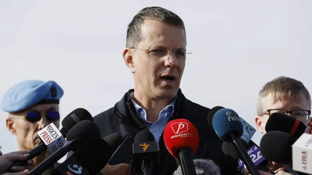 Министр обороны Румынии подал в отставку после скандала из-за лжи в резюме