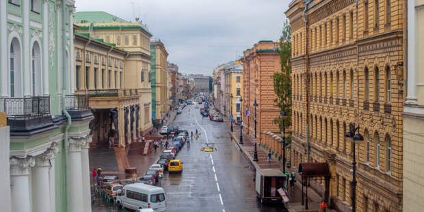 В Роспотребнадзоре рассказали об ограничениях для пожилых непривитых петербуржцев