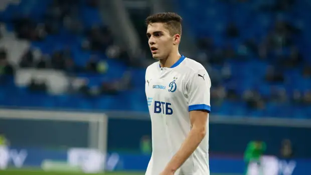 Хавбек "Динамо" Захарян выделил легионеров ЦСКА перед очным матчем 26 тура РПЛ