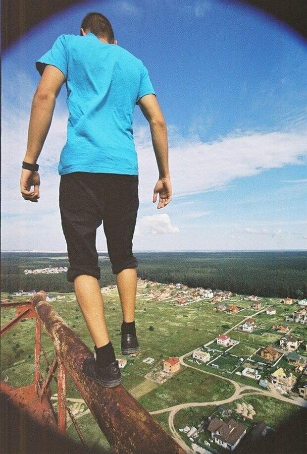 Смелый парень из Киева (7 фото) Смелый парень из Киева (7 фото)