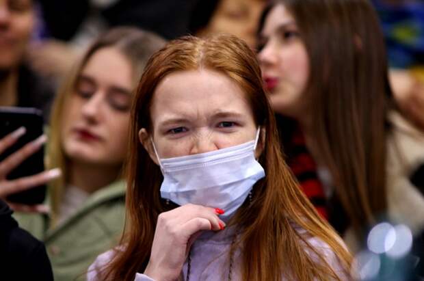 Русских пугают новой угрозой: В стране выявили вариант коронавируса FLiRT