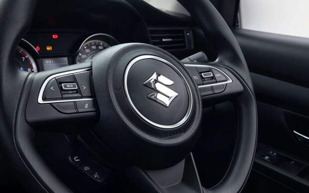 Недорогой и богато оснащенный семейный минивэн можно купить в РФ: называем цены