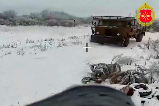 Дрон сжег ржавую «Шишигу» ВСУ с «мангалами»