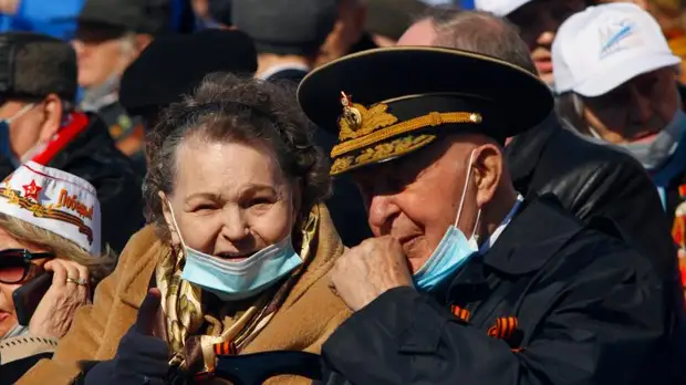 Ветераны войны получили перед Днём Победы 10-тысячную доплату к пенсии