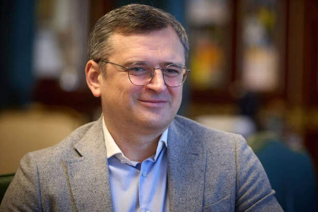 Кулеба: ЕС выстрелил себе в ногу, решив предоставить Украине кредит