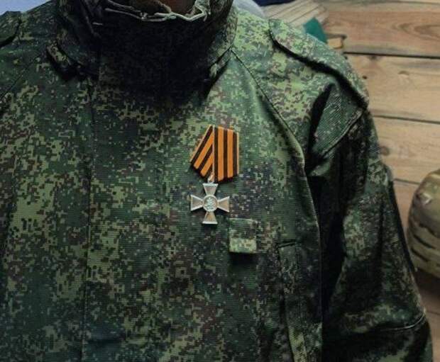 Смоленский студент получил военную награду за отвагу на СВО